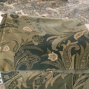 European Shams (2) Pottery Barn Madeleine Paisley